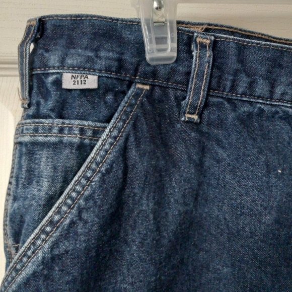 Carhartt FR Denim Work Jeans Mens 40x30 - Picture 3 of 6